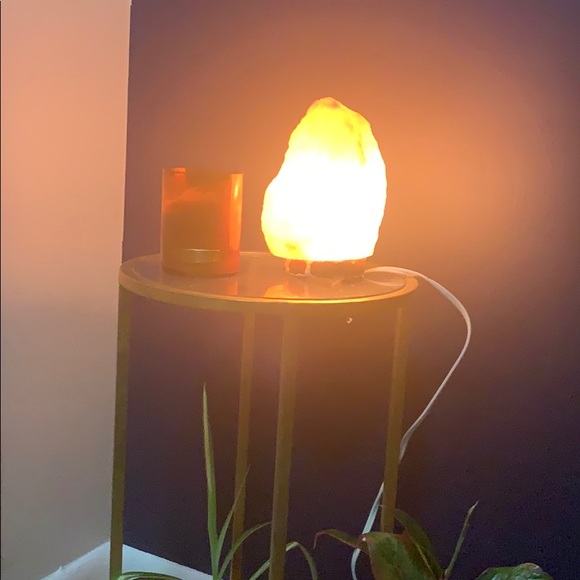 Himalayan Salt Lamp - Picture 3 of 3